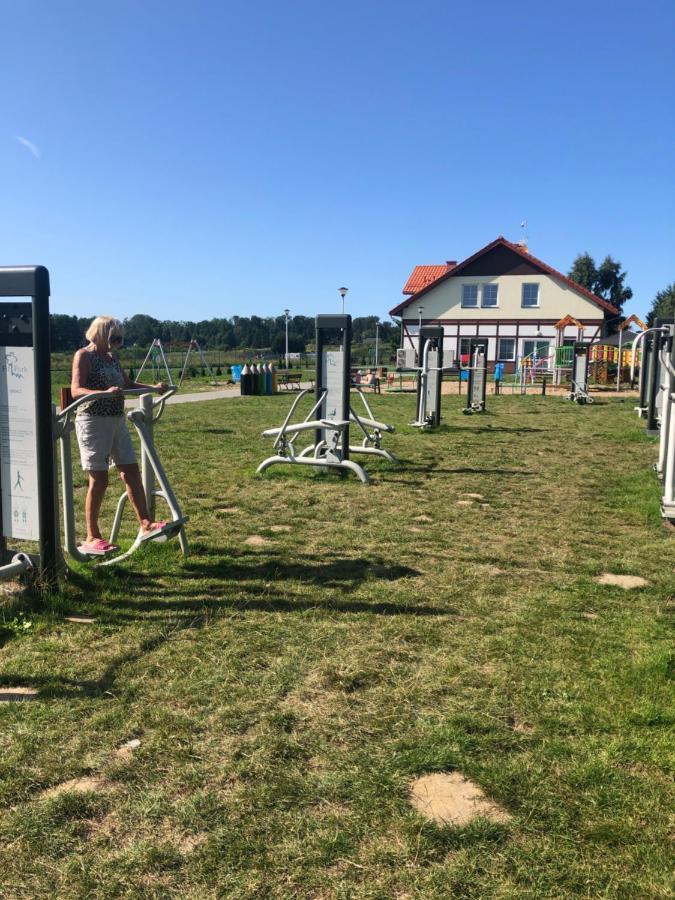 Domki Wczasowe Oskar Chłopy Exteriör bild