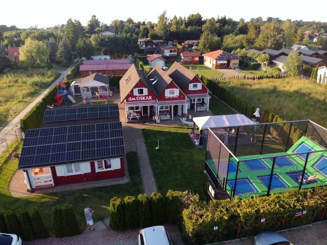 Domki Wczasowe Oskar Chłopy Exteriör bild